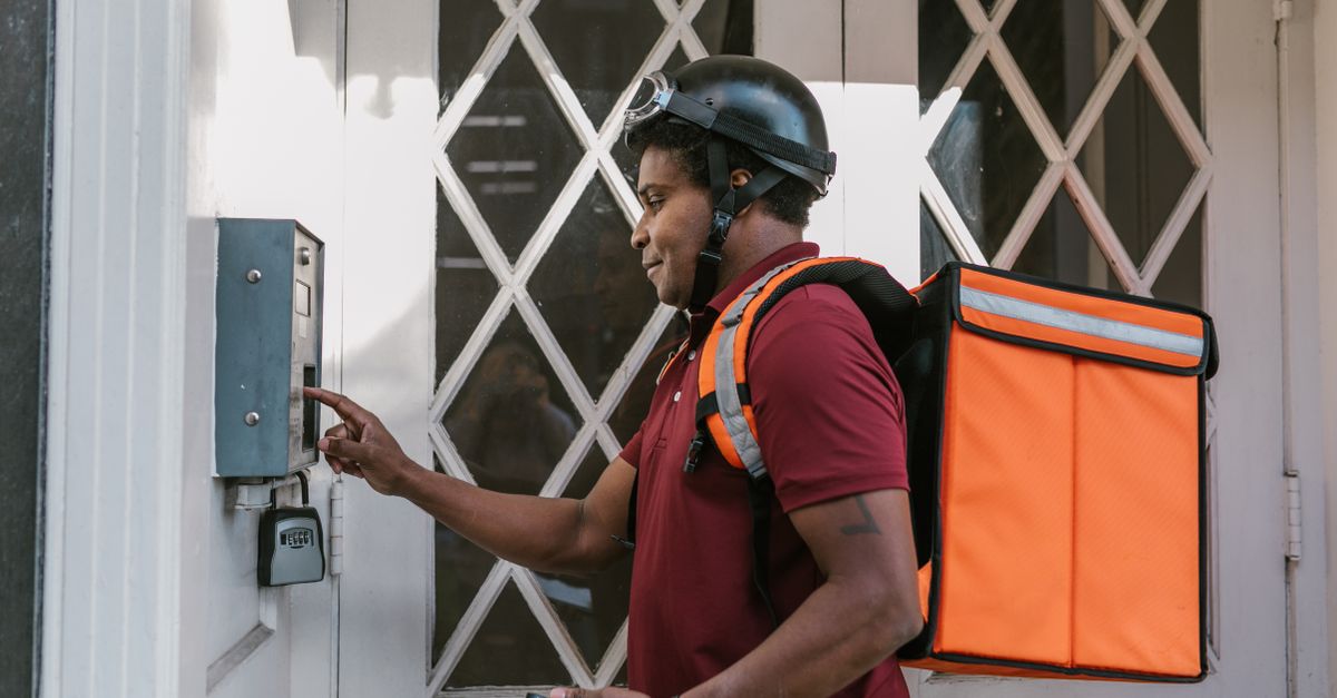 locksmith service technician — Quantum Guard Mississauga Security
